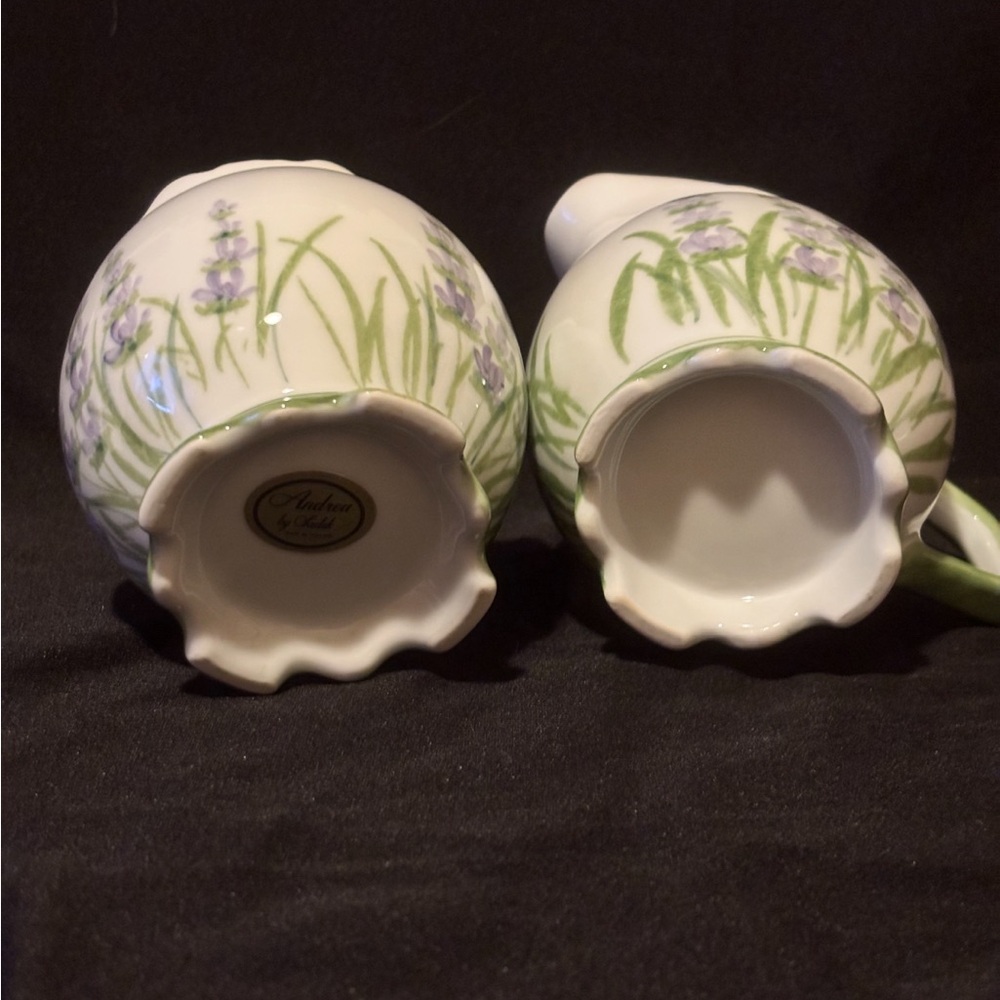 Andrea by Sadek Cream and Sugar Set. Flowers Design - Picture 4 of 11
